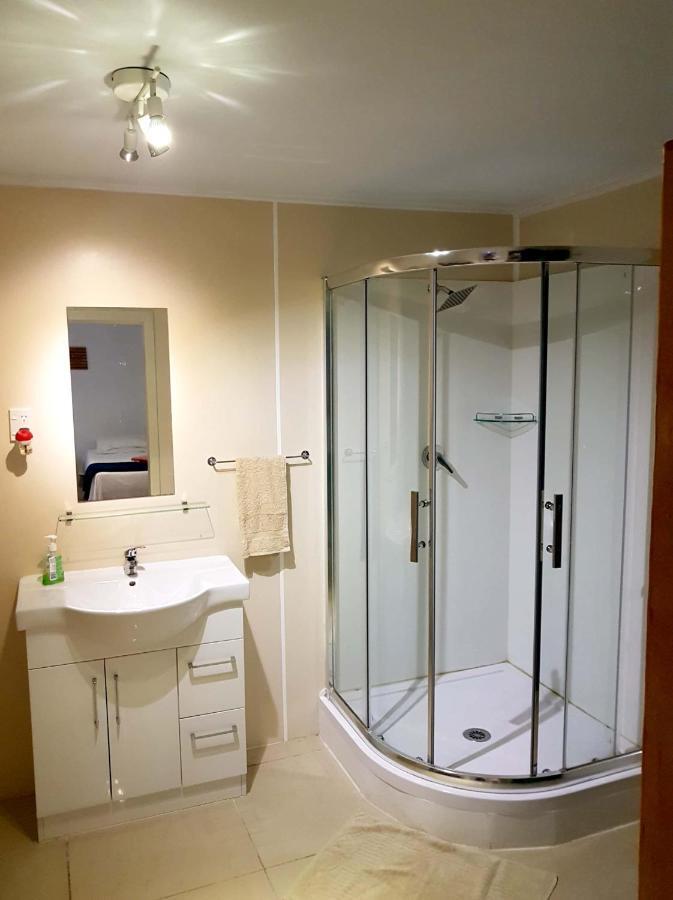 Bed and Breakfast Flying Annie Moa Neiafu Exterior foto